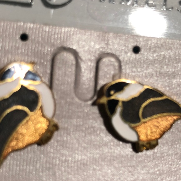 NWT 22k gold plated stud goldfinch pierced earrings - Picture 12 of 12